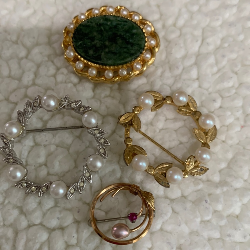VINTAGE 6 PIECE JEWELRY SET